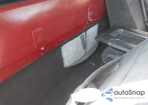 2001 Chevrolet Silverado 1500 Ls z USA, uszkodzony, nr VIN 1GCEC19T81E100755